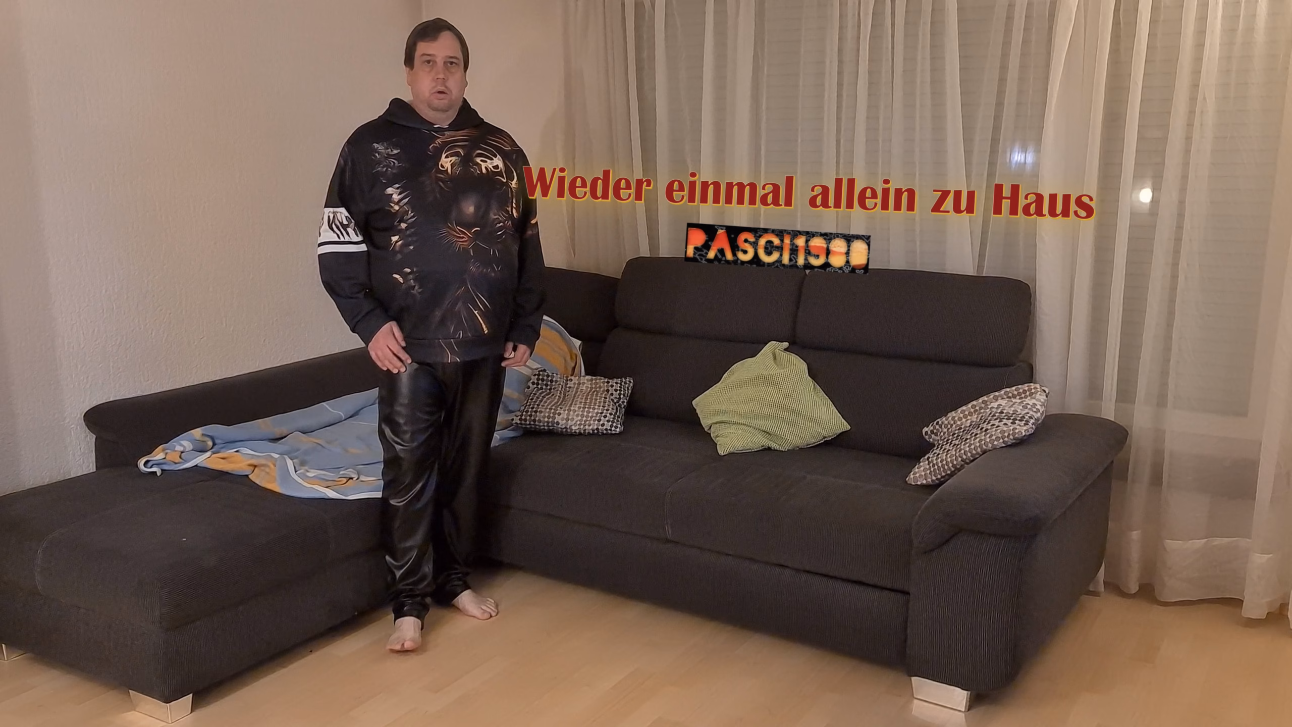 Gute Neuigkeiten! Das neue Video „Wieder einmal allein zu Haus“ von Pasci1980, ist ab sofort verfügbar!